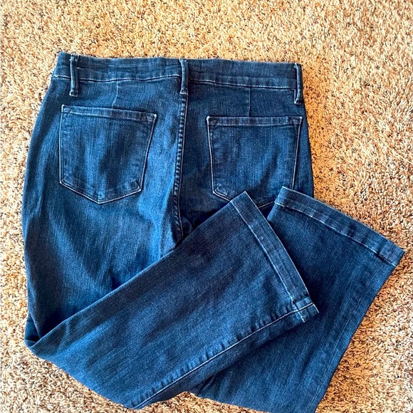 ❗️SALE❗️Frame mock lace up crop jean - Picture 4 of 6